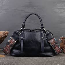 Élégance intemporelle : le sac à main en cuir pour femme