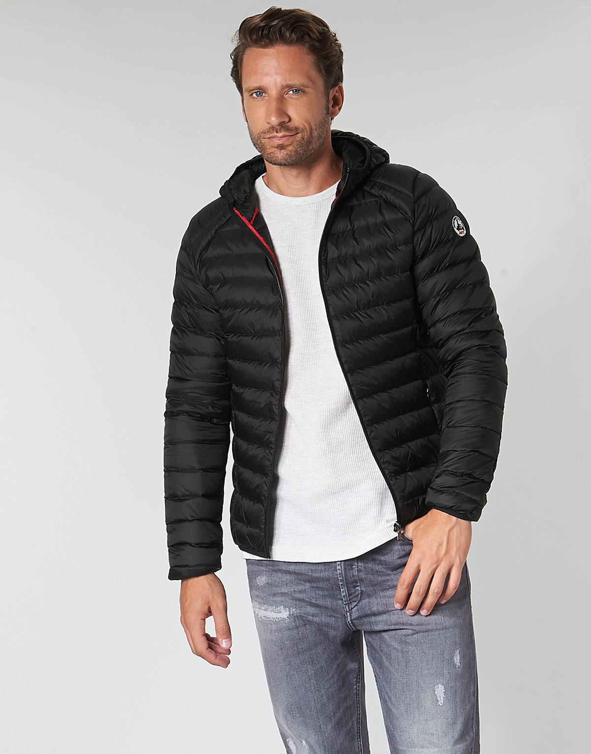 Style et Chaleur : Adoptez la Doudoune Jott pour un Hiver Tendance !